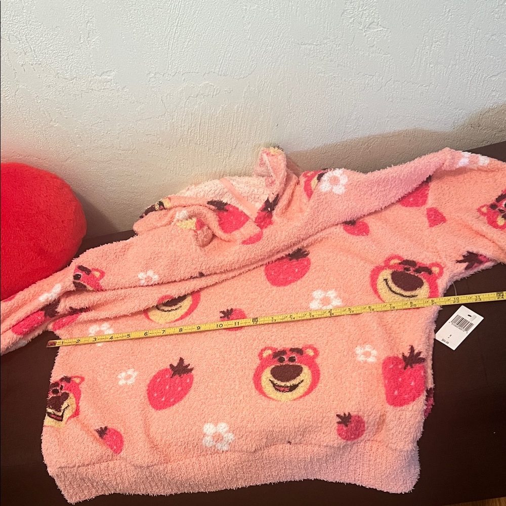 #1433** Pink Fuzzy Sweater Hoodie with Bear Print - Picture 6 of 11